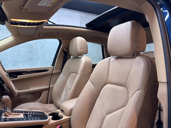 Used Porsche Macan 2015 for sale - 76317795: Photo 35