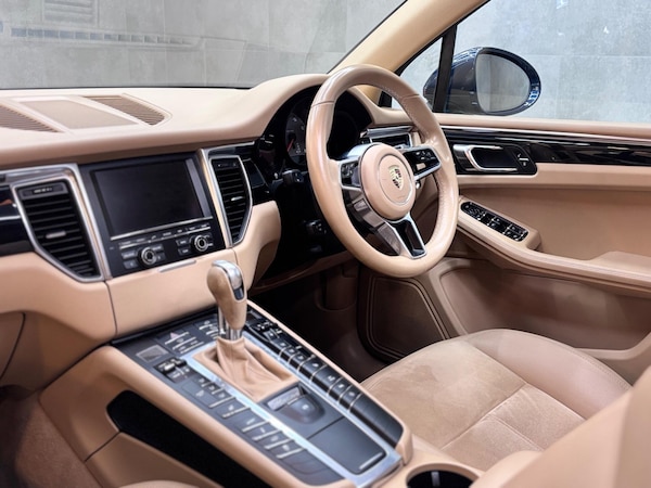 Used Porsche Macan 2015 for sale - 76317795: Photo 42