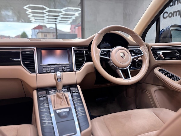 Used Porsche Macan 2015 for sale - 76317795: Photo 49