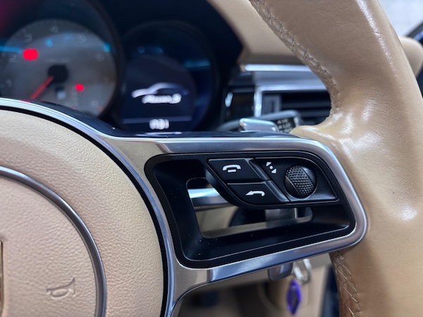 Used Porsche Macan 2015 for sale - 76317795: Photo 65