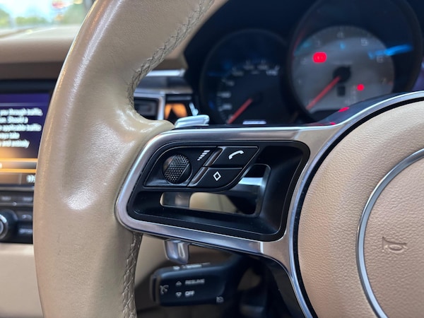 Used Porsche Macan 2015 for sale - 76317795: Photo 66