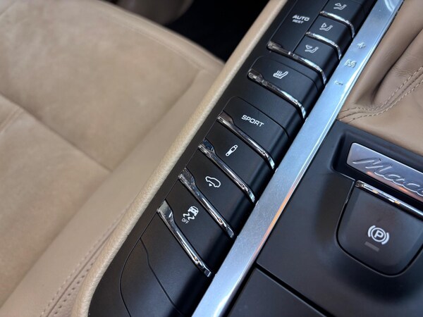 Used Porsche Macan 2015 for sale - 76317795: Photo 72