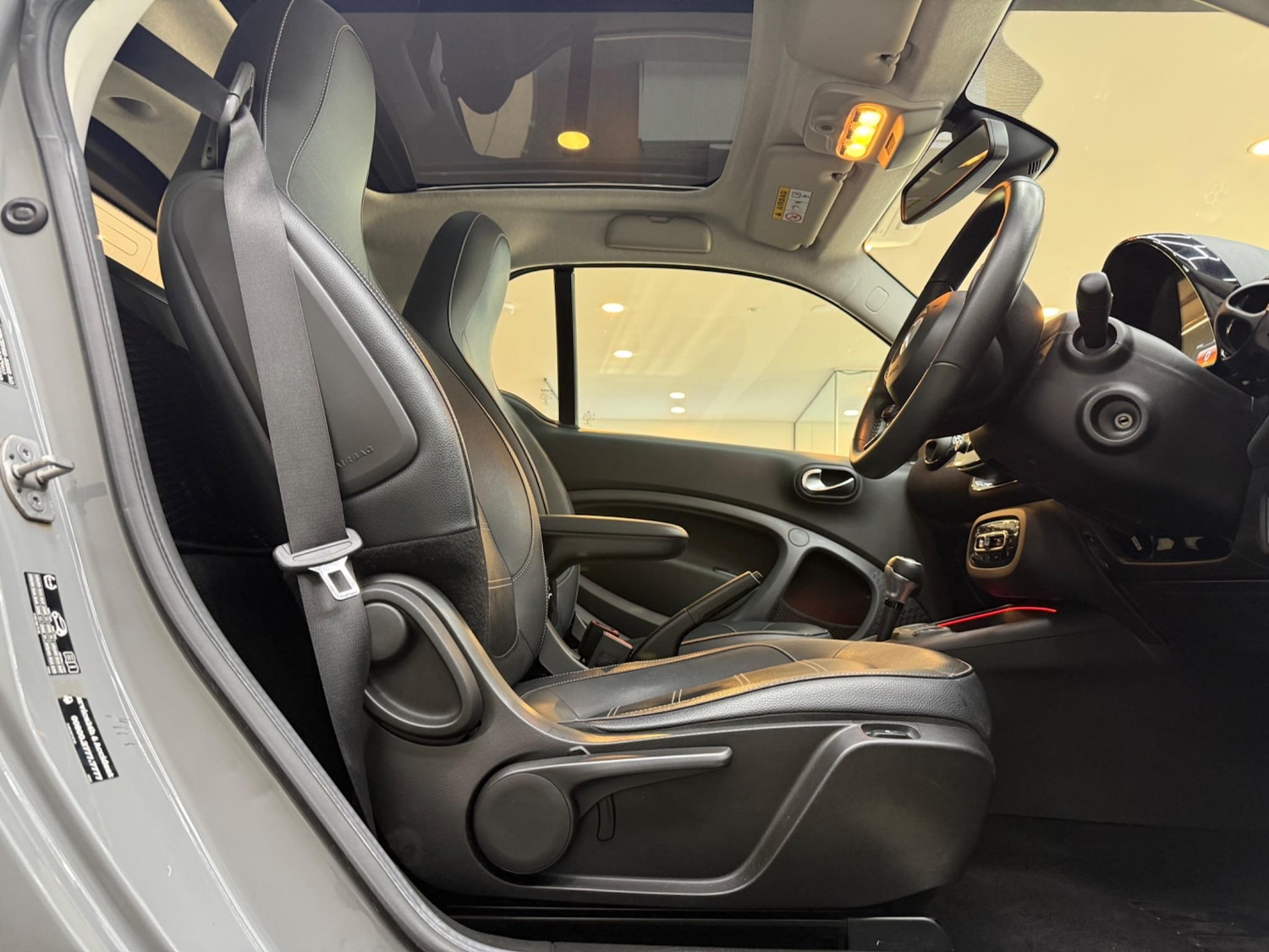 Used smart fortwo 2020 for sale - 77082053: Photo 15