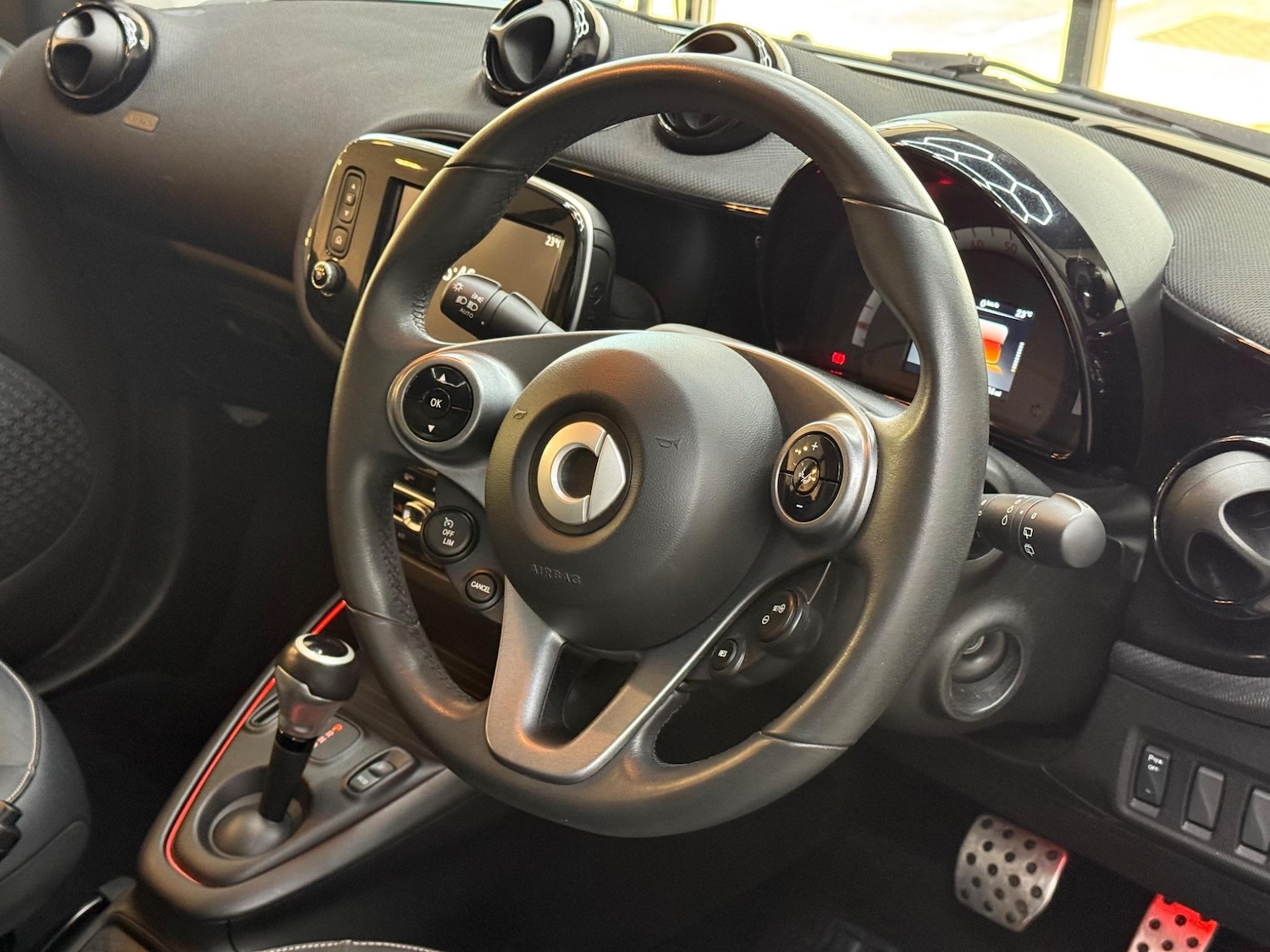 Used smart fortwo 2020 for sale - 77082053: Photo 27