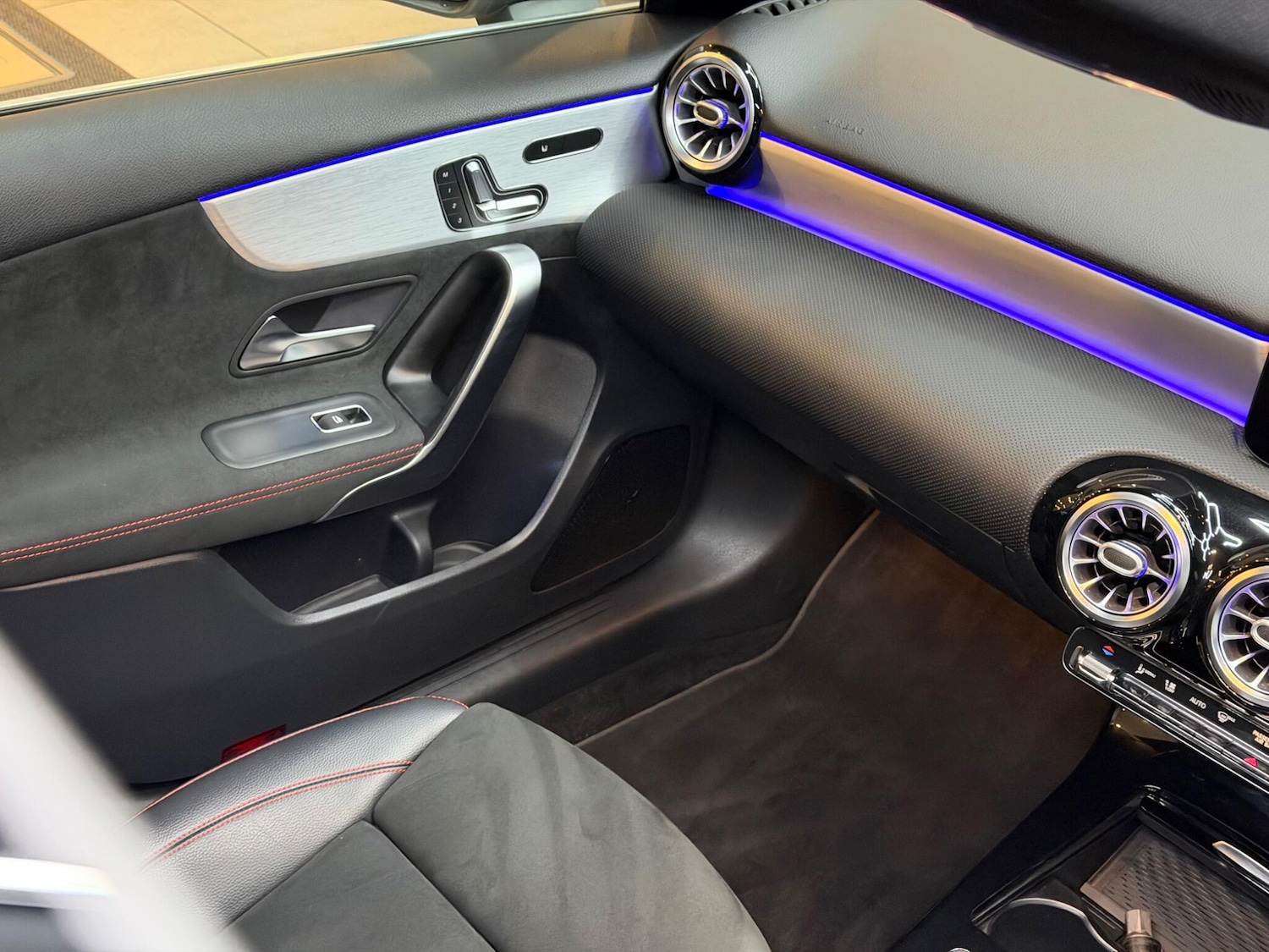 Used Mercedes-Benz A-Class 2020 for sale - 76976887: Photo 15