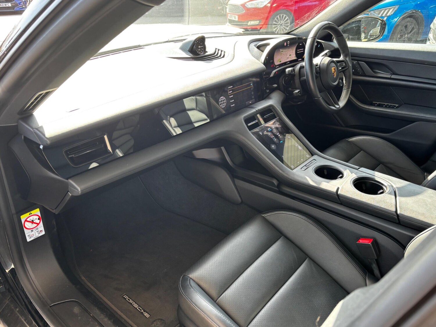 Used Porsche Taycan 2022 for sale - 77940731: Photo 7