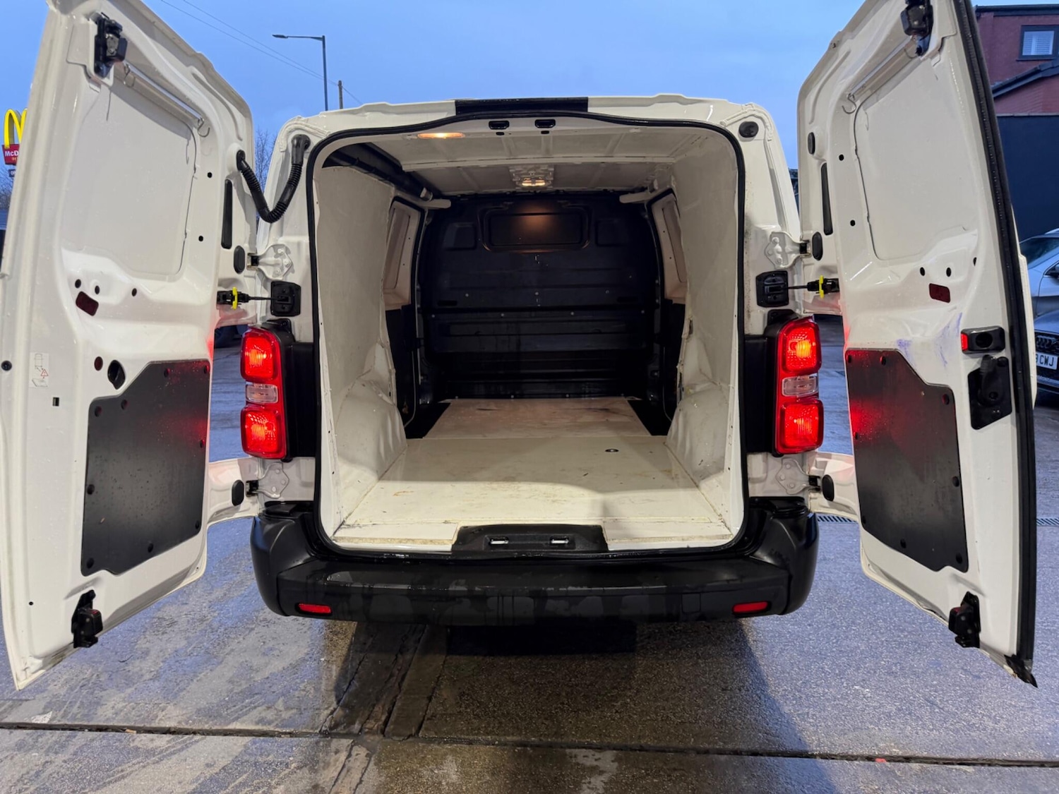 Used Vauxhall Vivaro 2020 for sale - 77598627: Photo 24