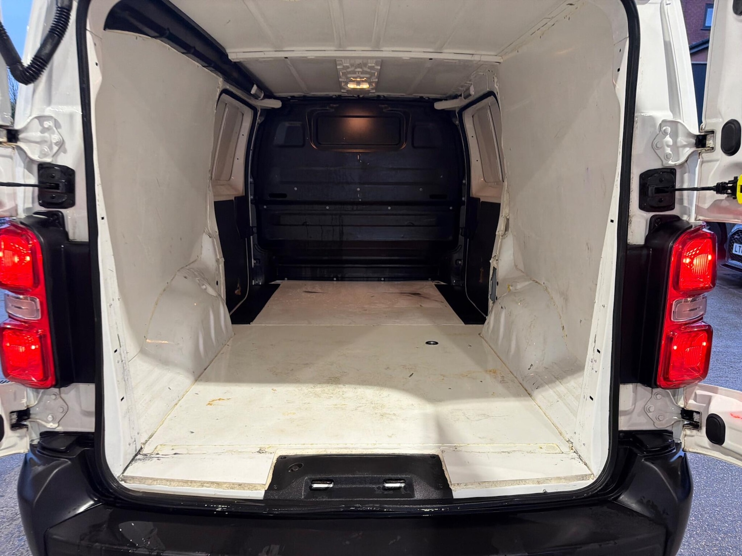 Used Vauxhall Vivaro 2020 for sale - 77598627: Photo 44