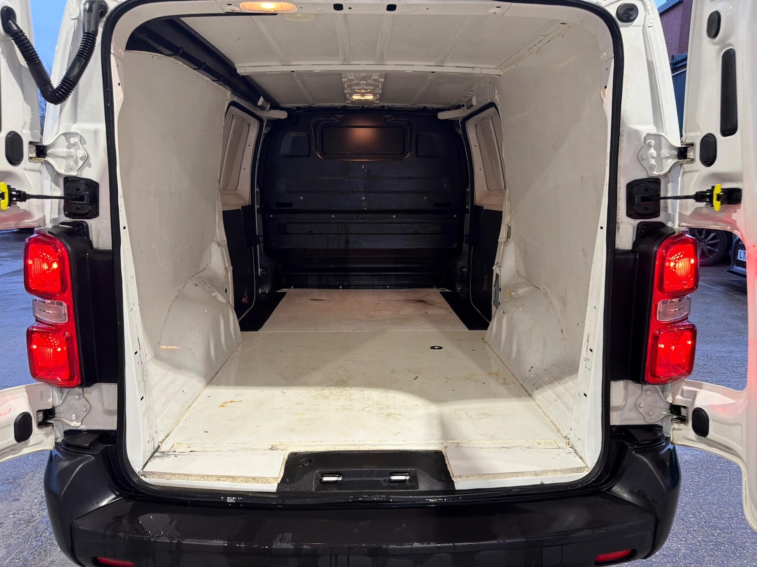 Used Vauxhall Vivaro 2020 for sale - 77598627: Photo 45