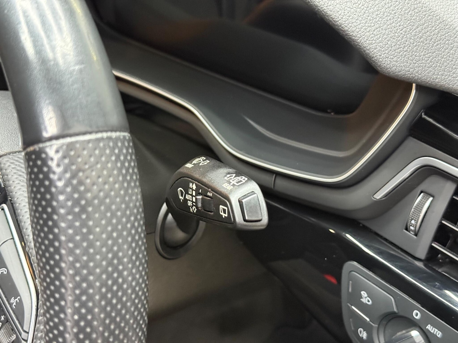 Used Audi A4 Avant 2021 for sale - 76715559: Photo 59