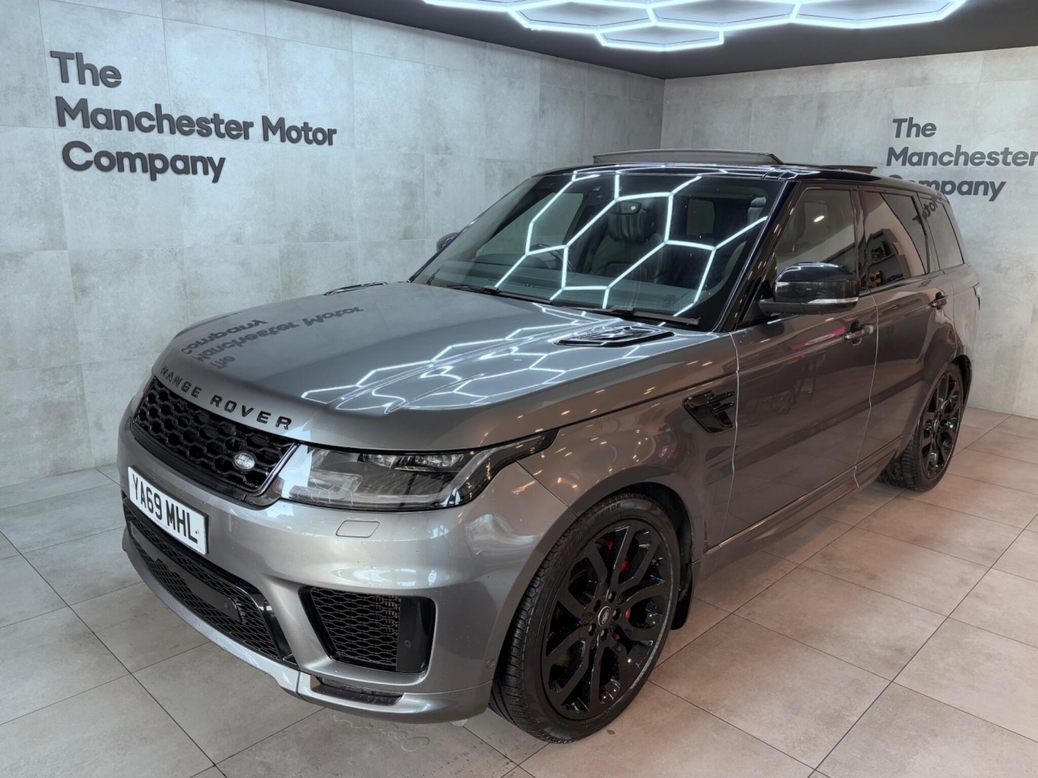 Used Land Rover Range Rover Sport 2019 for sale - 76099171: Photo 1