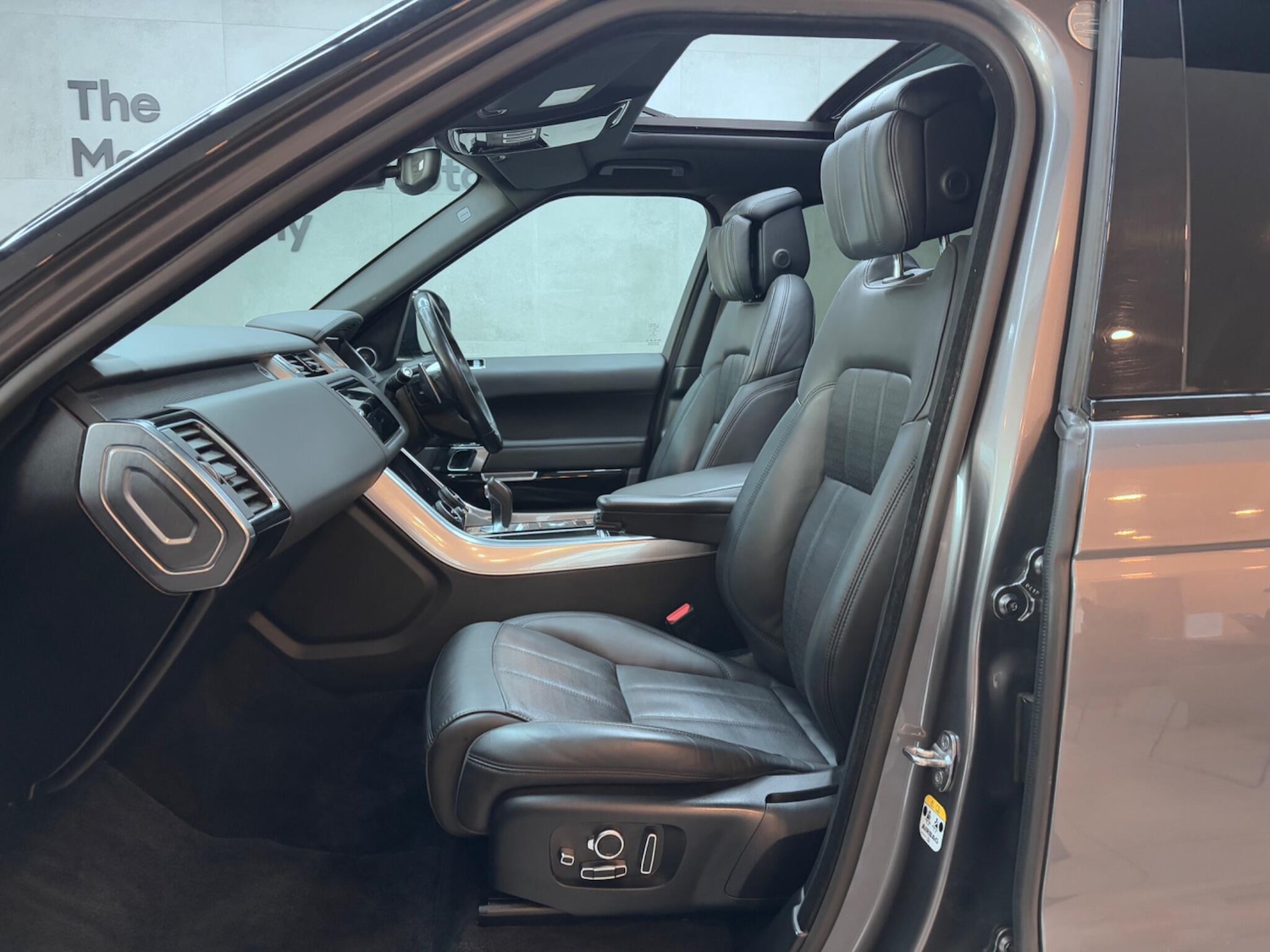 Used Land Rover Range Rover Sport 2019 for sale - 76099171: Photo 50