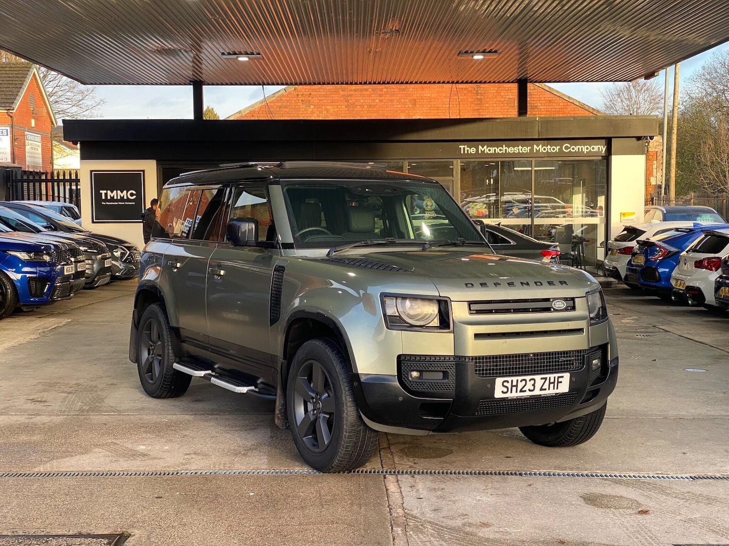 Used Land Rover Defender 2023 for sale - 76753268: Photo 1