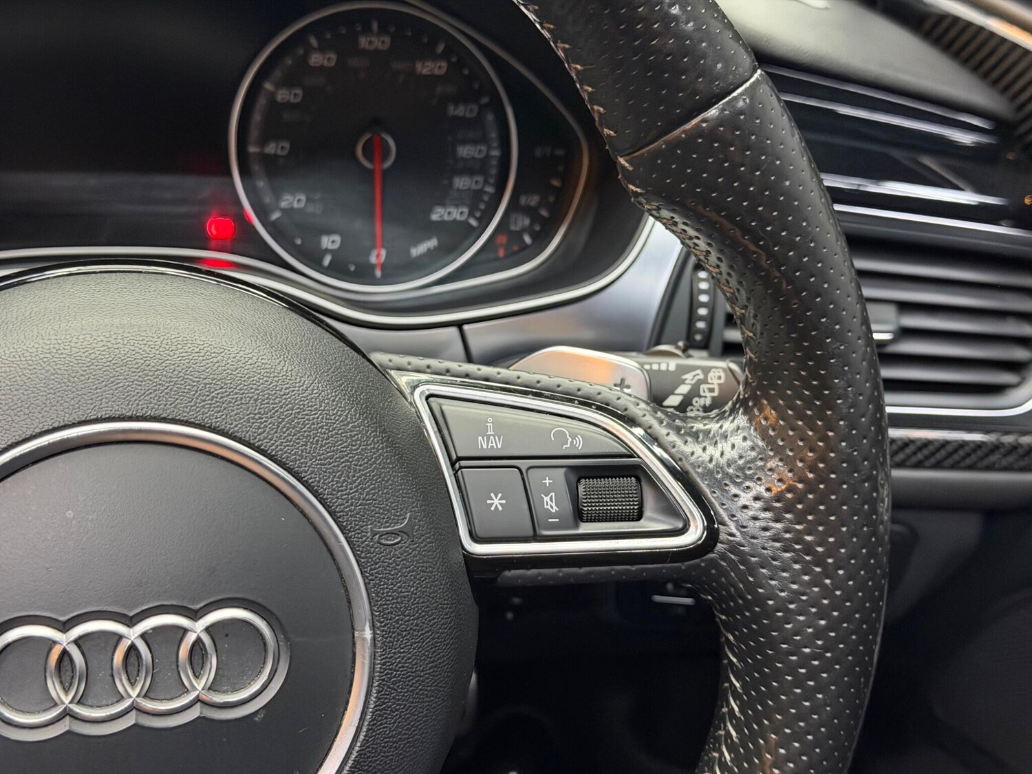 Used Audi RS6 2014 for sale - 78220095: Photo 74