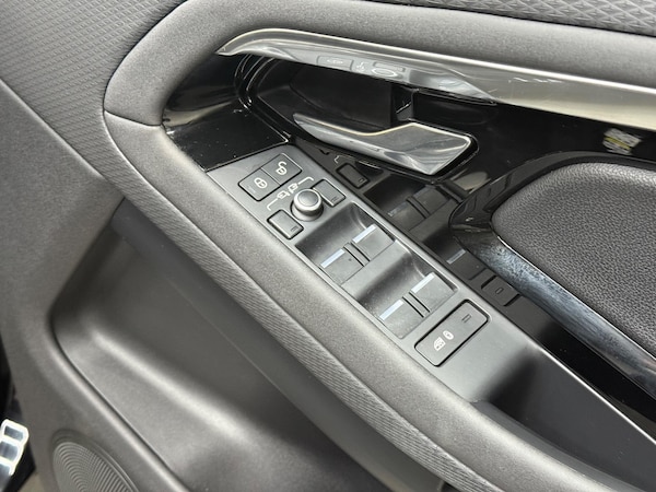 Used Land Rover Range Rover Evoque 2019 for sale - 76084255: Photo 37