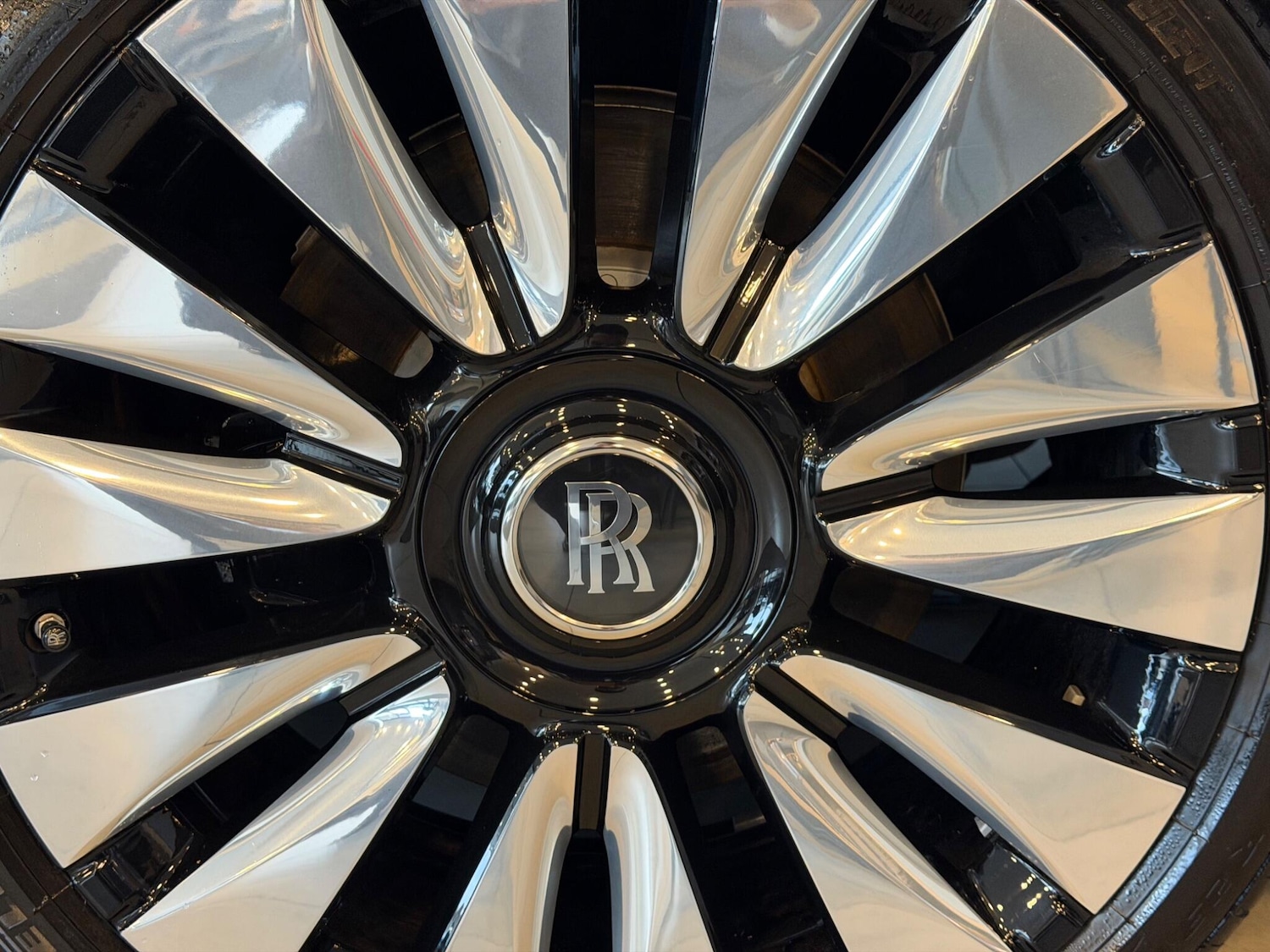 Used Rolls-Royce Spectre 2024 for sale - 77081487: Photo 34