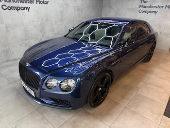 Used Bentley Flying Spur 2018 for sale - 75431001: Photo