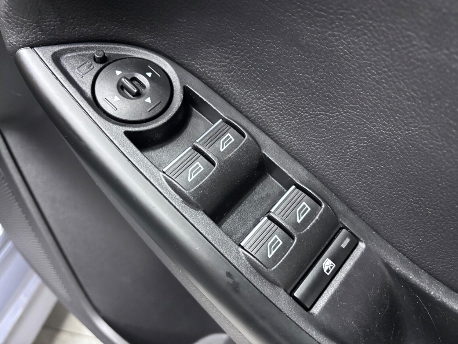 Used Ford Focus 2017 for sale - 77411894: Photo 60