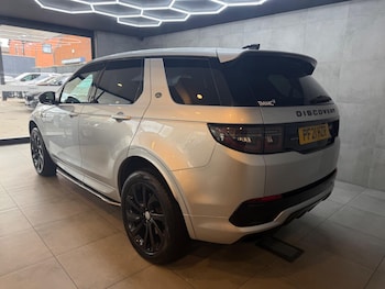 Used Land Rover Discovery Sport 2021 for sale - 78128110: Photo