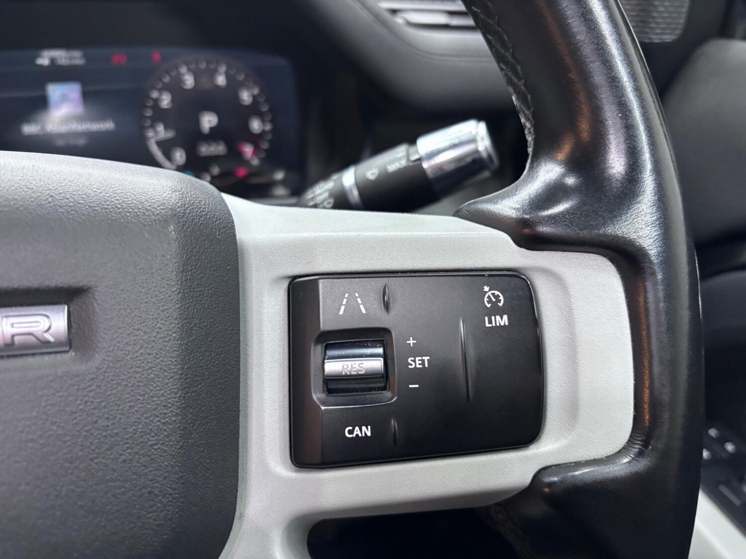 Used Land Rover Defender 90 for sale - 77537826: Photo 20