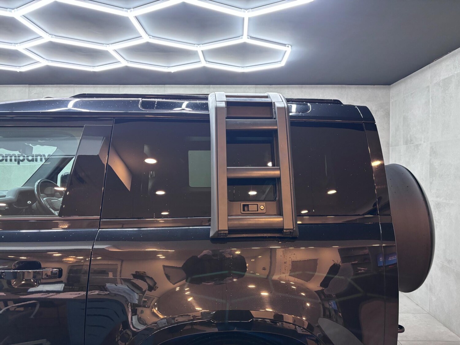 Used Land Rover Defender 90 for sale - 77537826: Photo 30