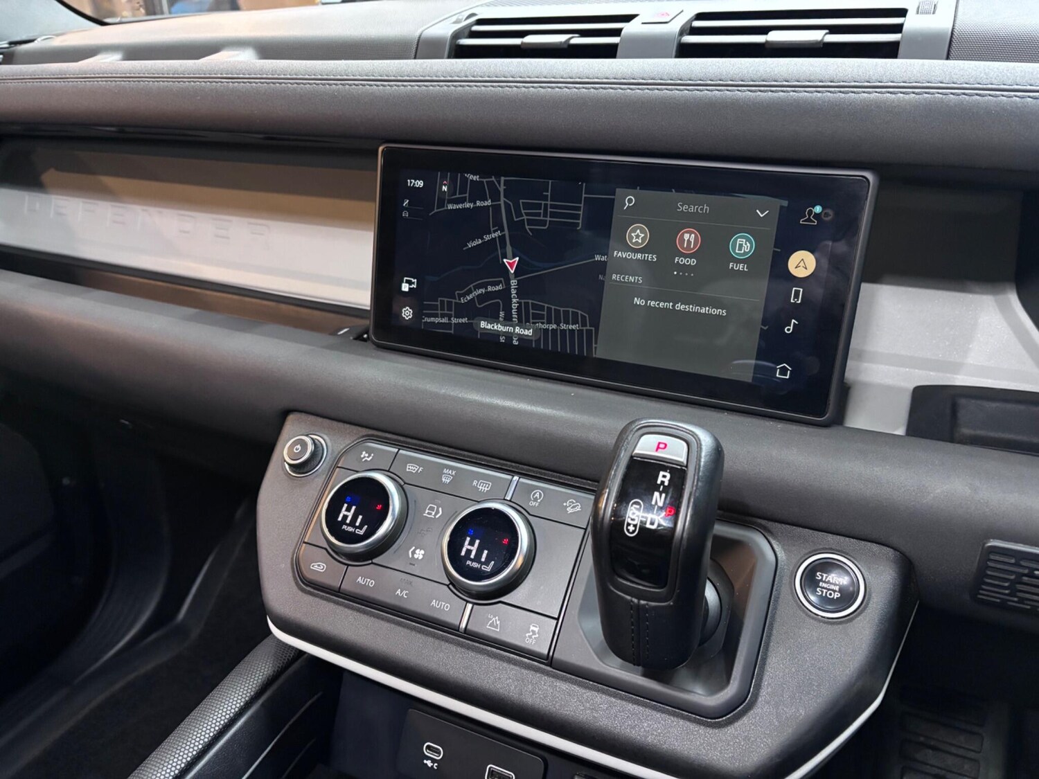 Used Land Rover Defender 90 for sale - 77537826: Photo 34