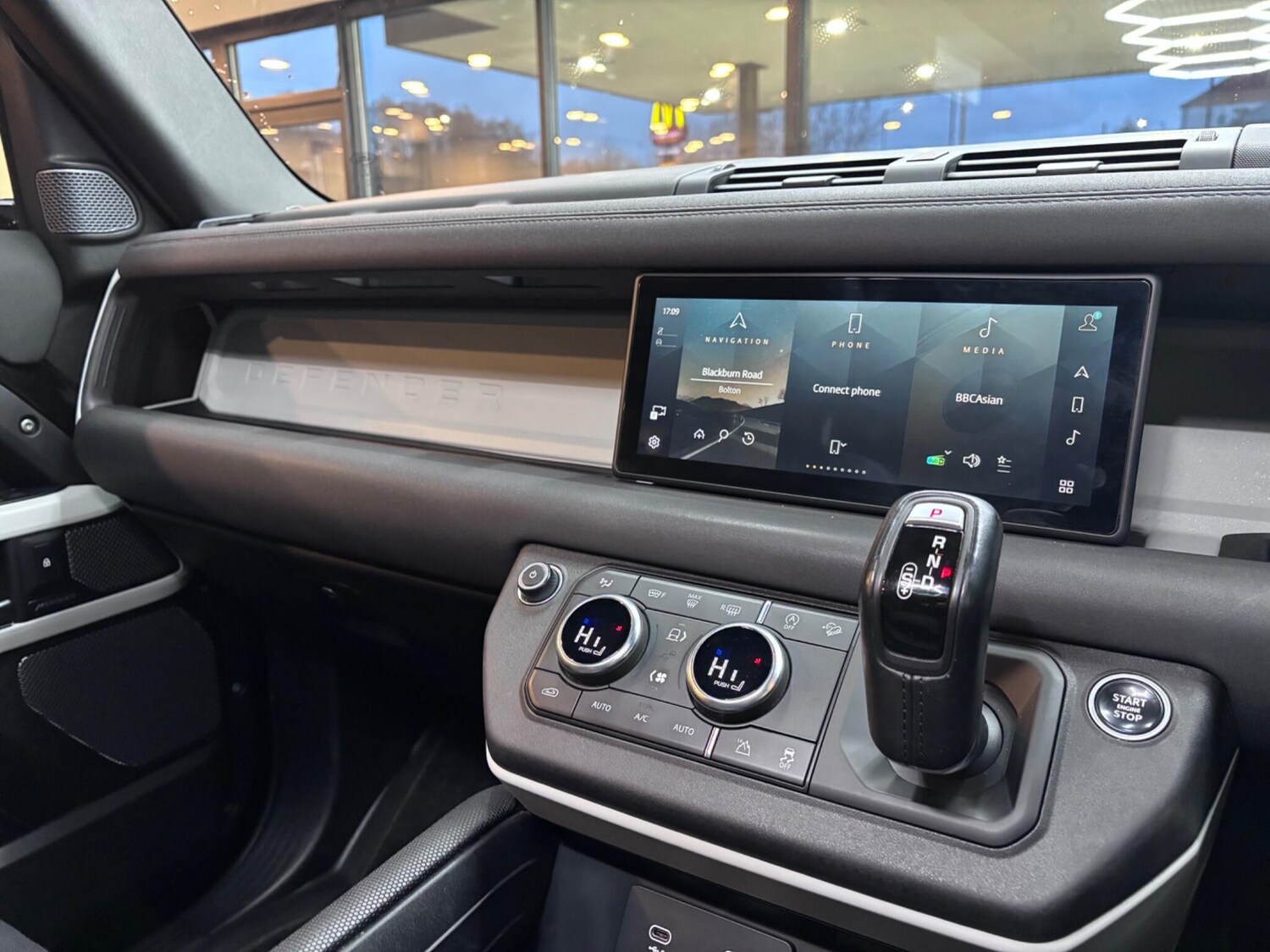 Used Land Rover Defender 90 for sale - 77537826: Photo 35