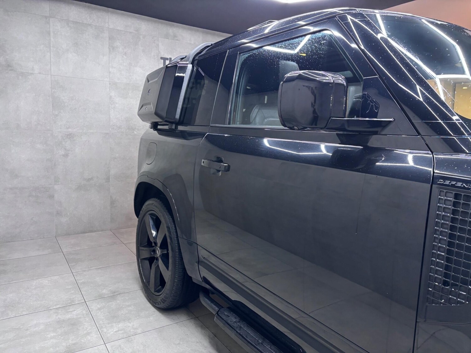 Used Land Rover Defender 90 for sale - 77537826: Photo 52