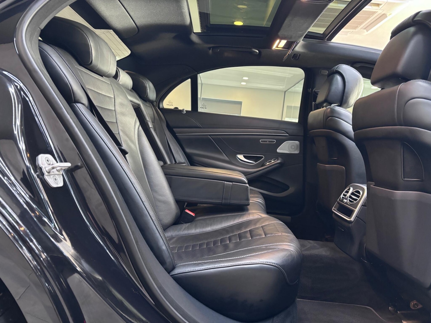 Used Mercedes-Benz S Class 2018 for sale - 77238436: Photo 15