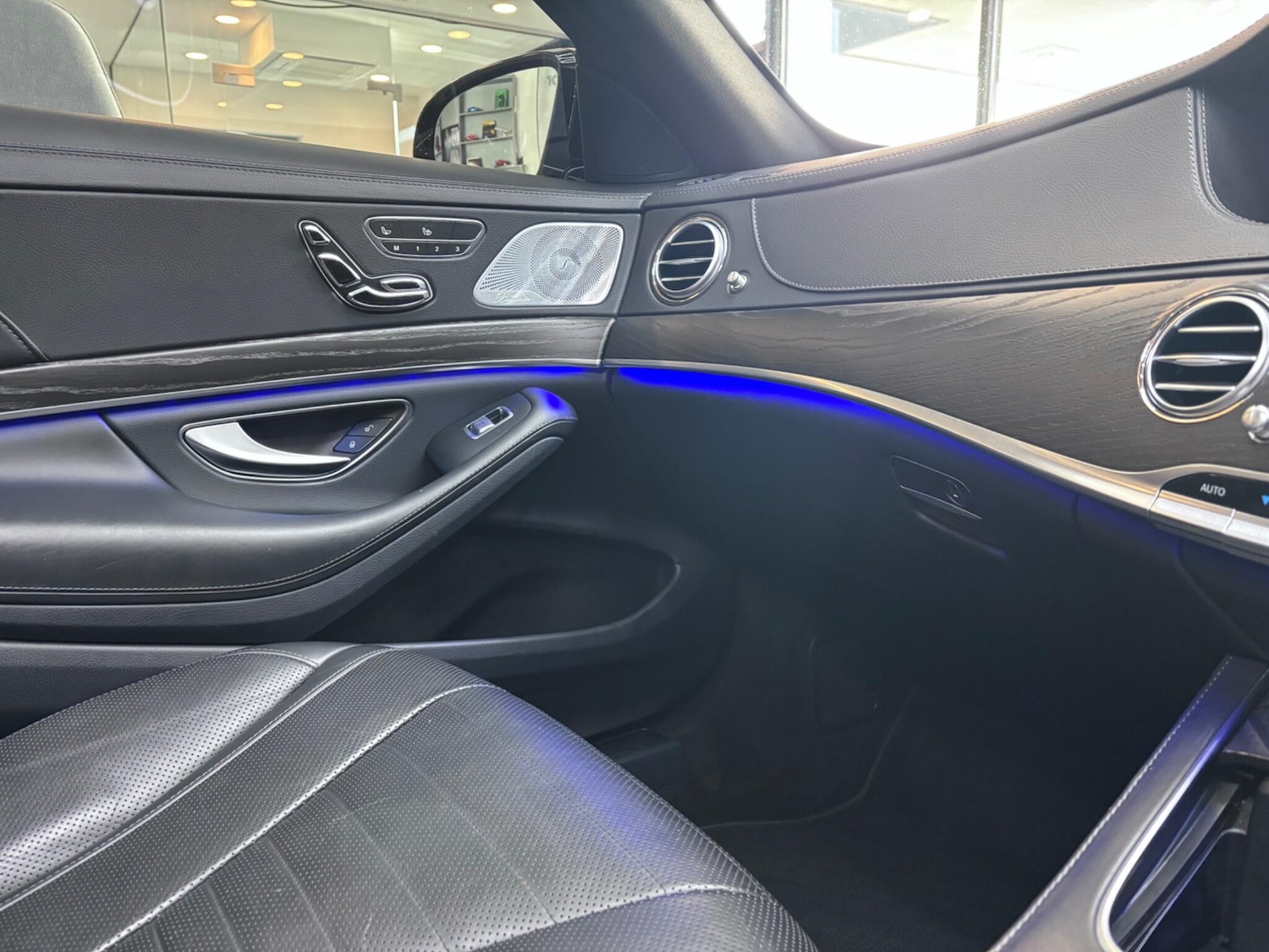 Used Mercedes-Benz S Class 2018 for sale - 77238436: Photo 42