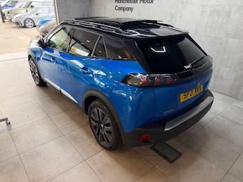 Used Peugeot 2008 2021 for sale - 79061394: Photo