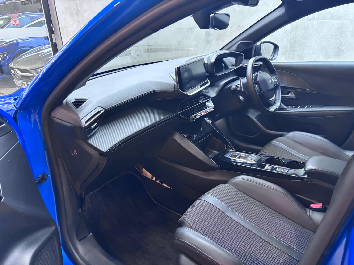 Used Peugeot 208 2023 for sale - 77066849: Photo 50