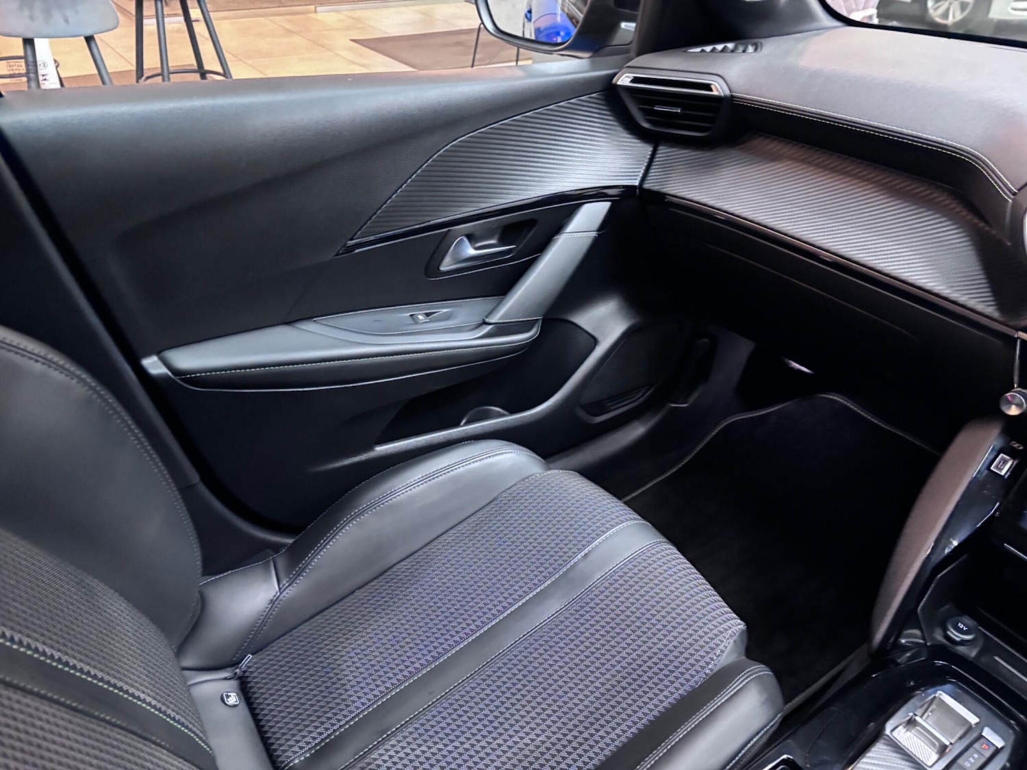 Used Peugeot 208 2023 for sale - 77066849: Photo 53