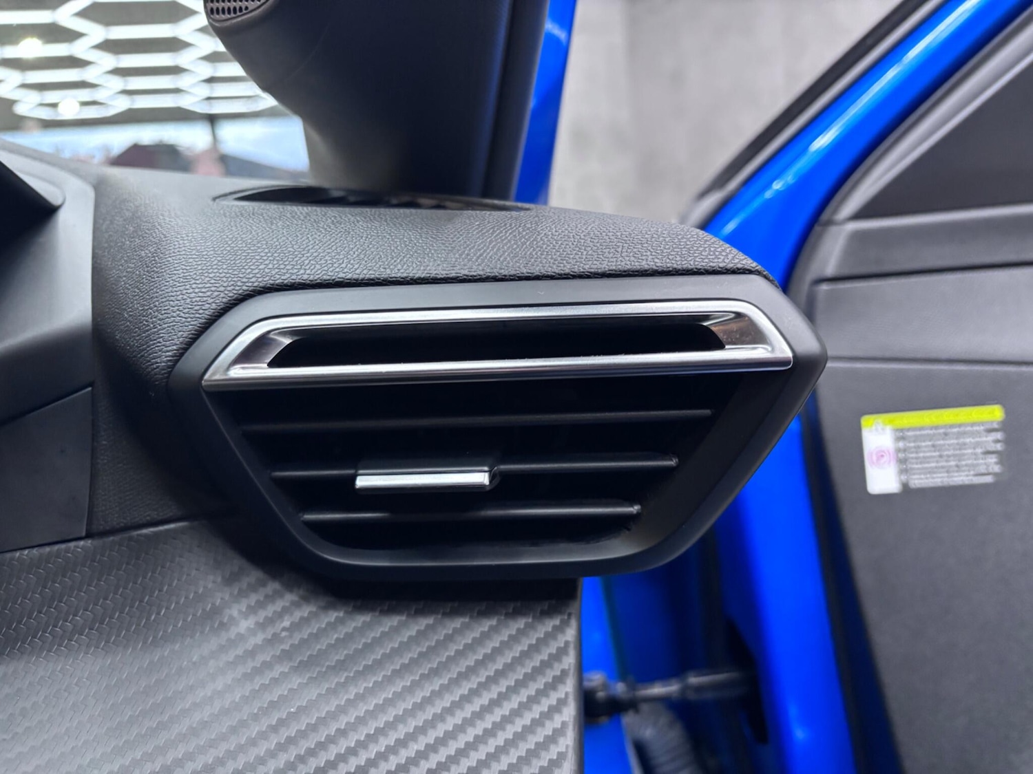 Used Peugeot 208 2023 for sale - 77066849: Photo 70