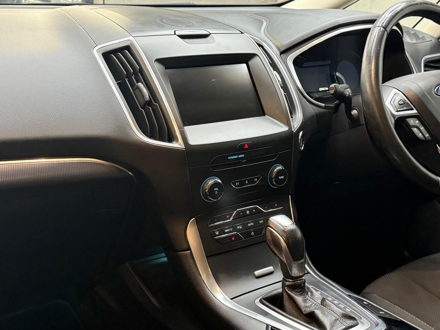 Used Ford S-Max 2016 for sale - 76349452: Photo 13