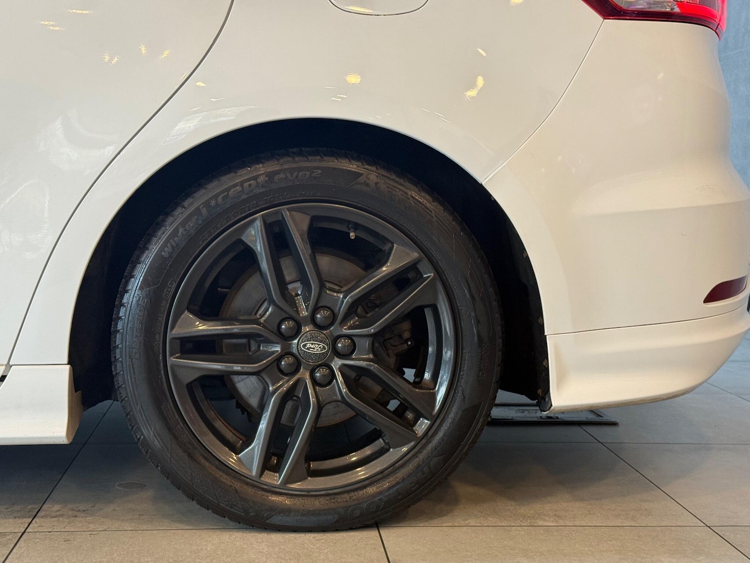 Used Ford S-Max 2016 for sale - 76349452: Photo 38
