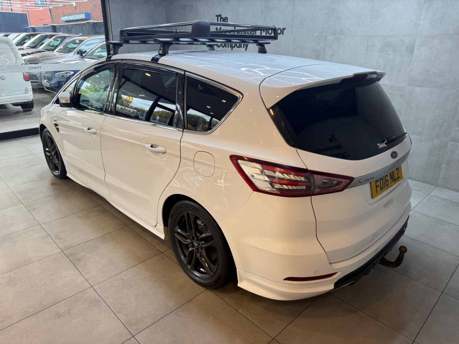 Used Ford S-Max 2016 for sale - 76349452: Photo 5