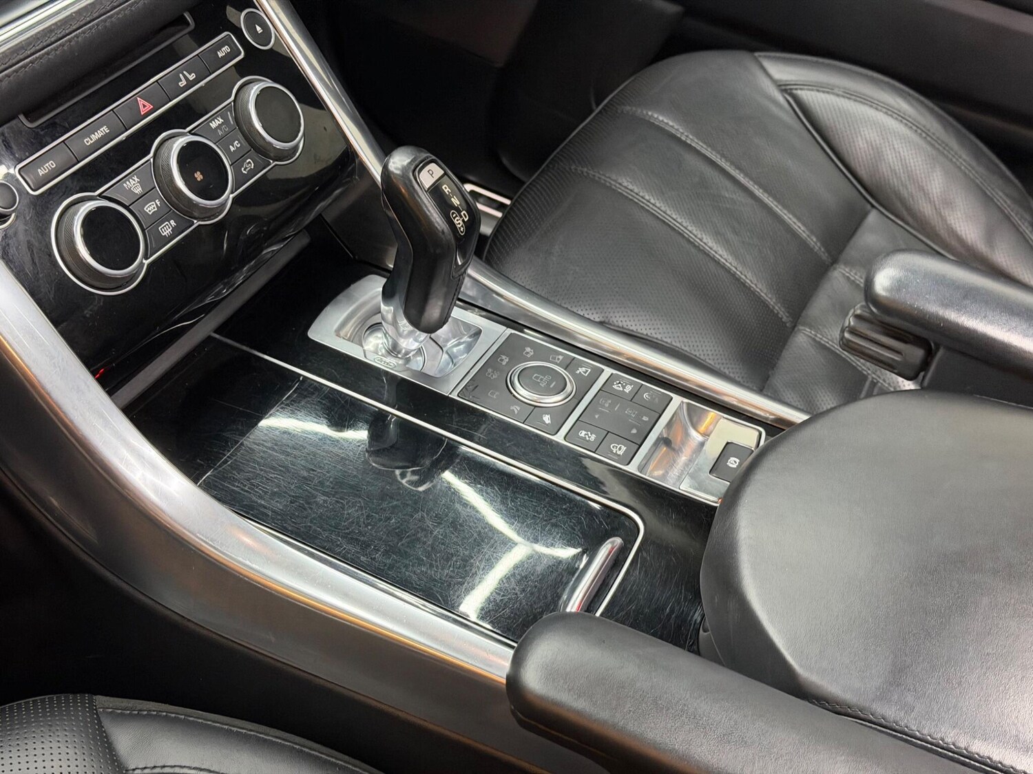 Used Land Rover Range Rover Sport 2015 for sale - 77387284: Photo 10