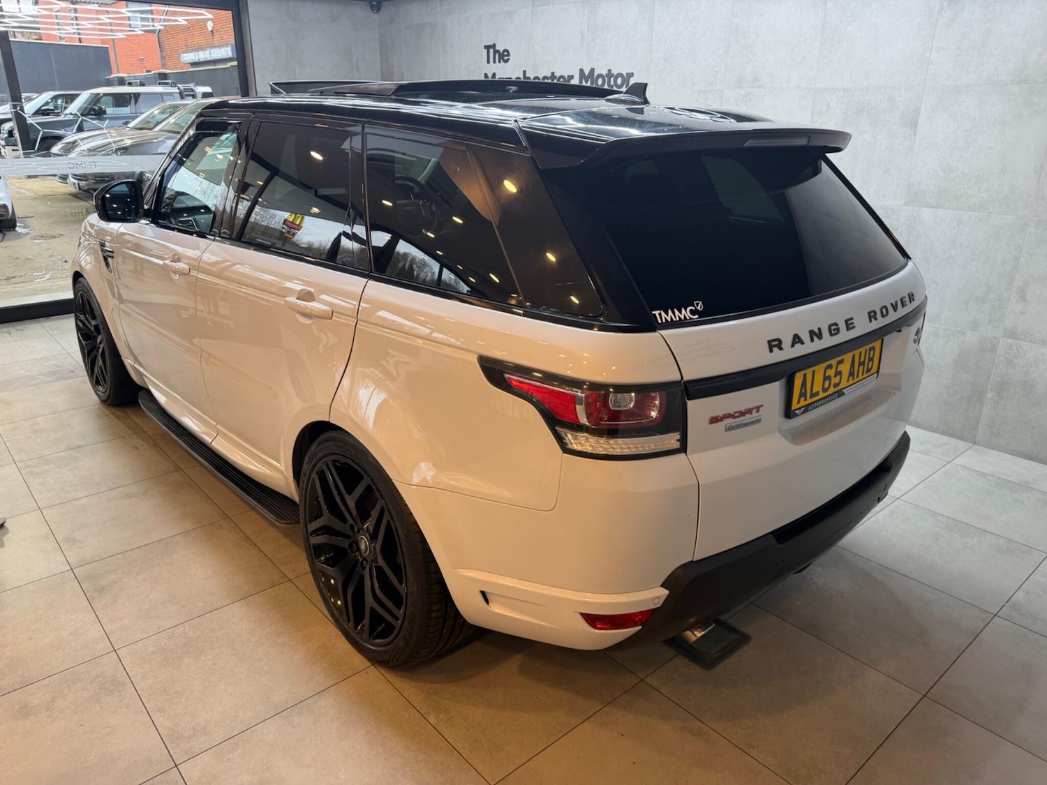 Used Land Rover Range Rover Sport 2015 for sale - 77387284: Photo 2
