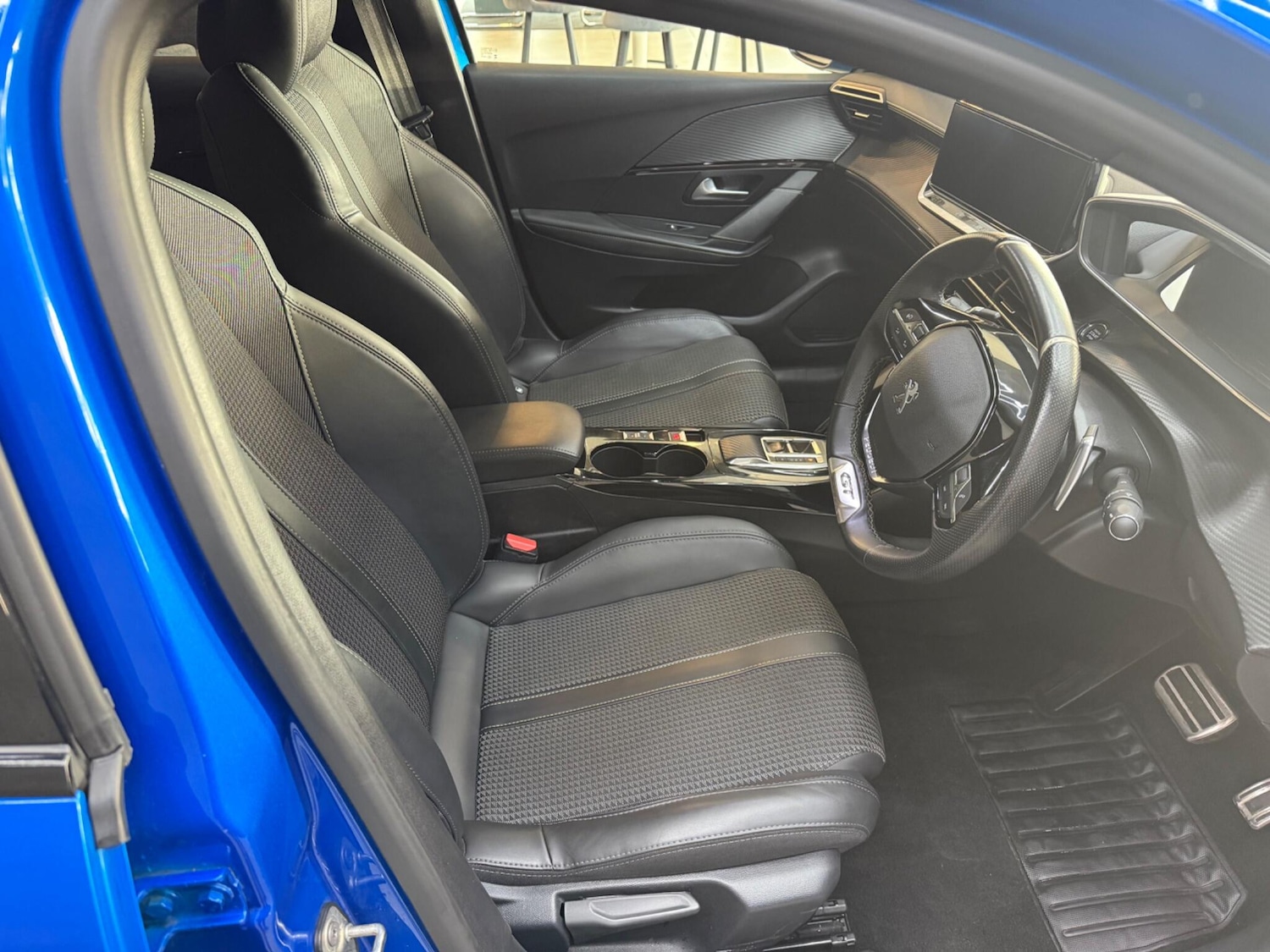 Used Peugeot 208 2023 for sale - 76561023: Photo 12