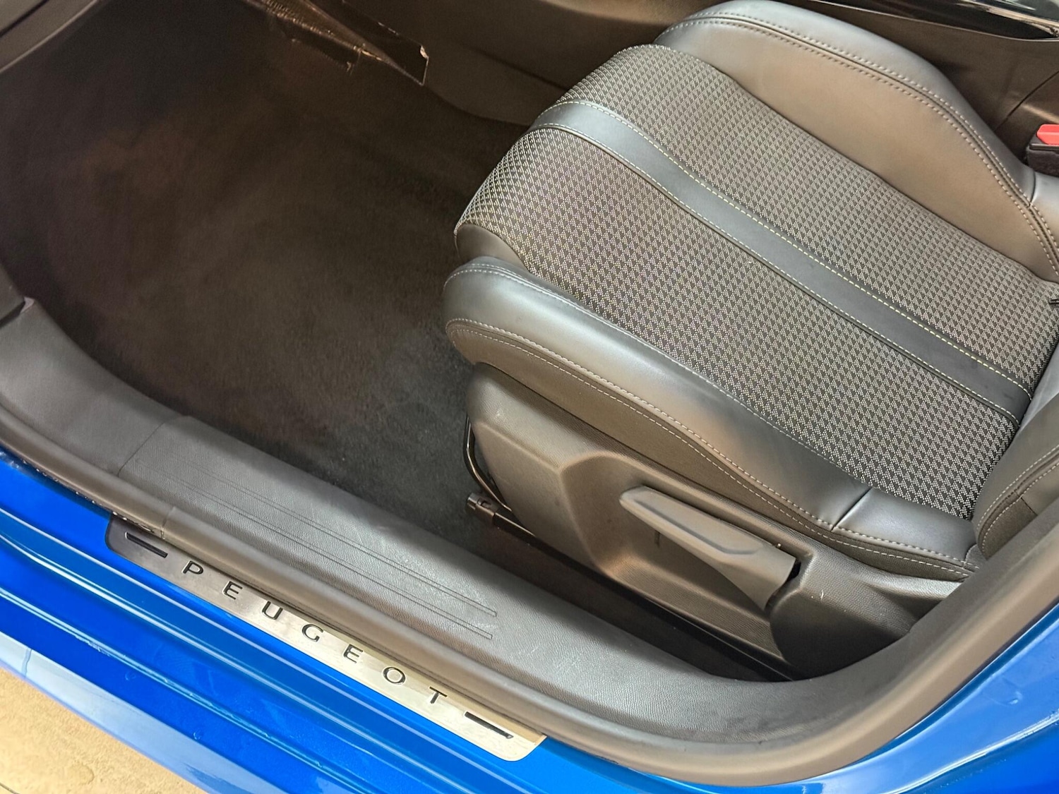 Used Peugeot 208 2023 for sale - 76561023: Photo 15