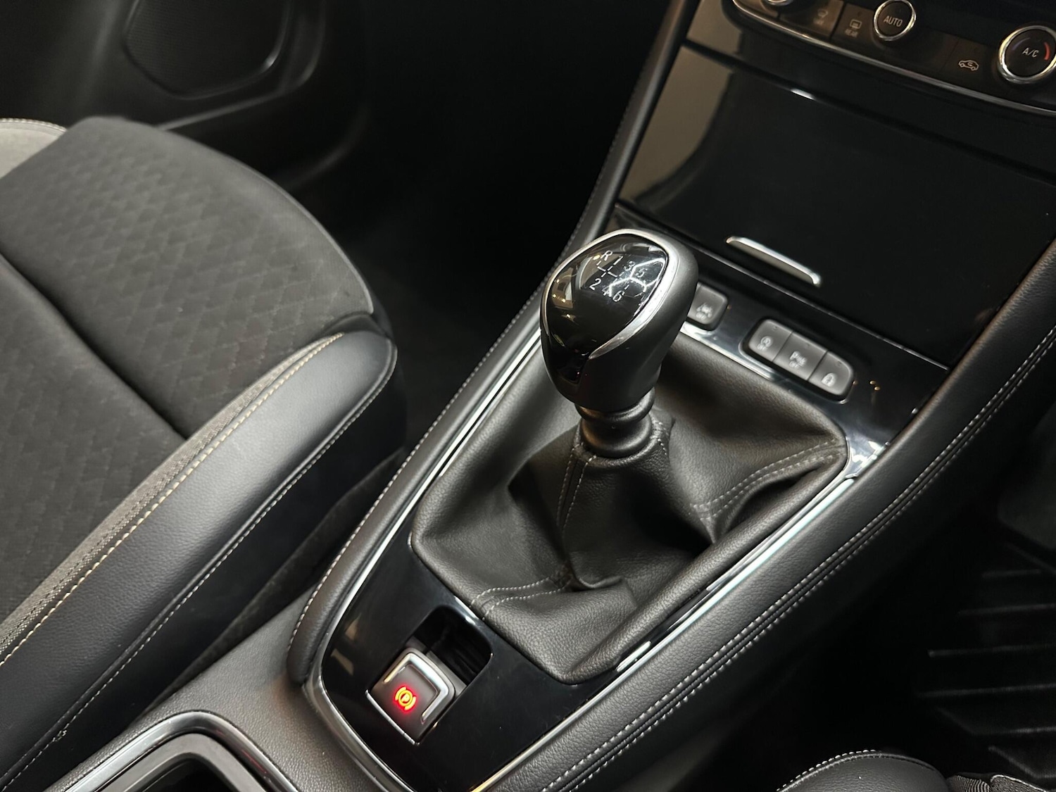 Used Vauxhall Grandland X 2019 for sale - 77994439: Photo 14