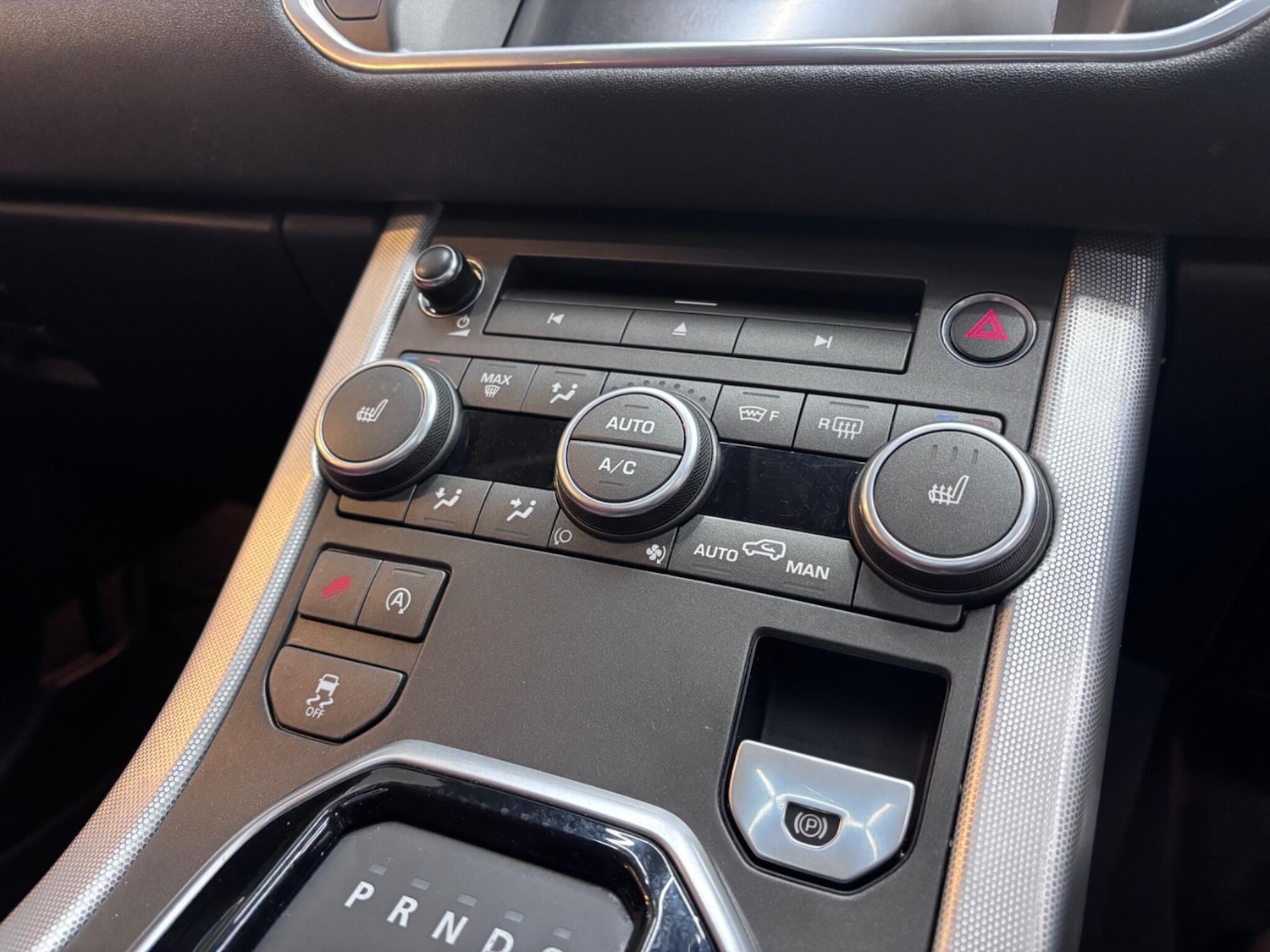 Used Land Rover Range Rover Evoque 2016 for sale - 76562275: Photo 40