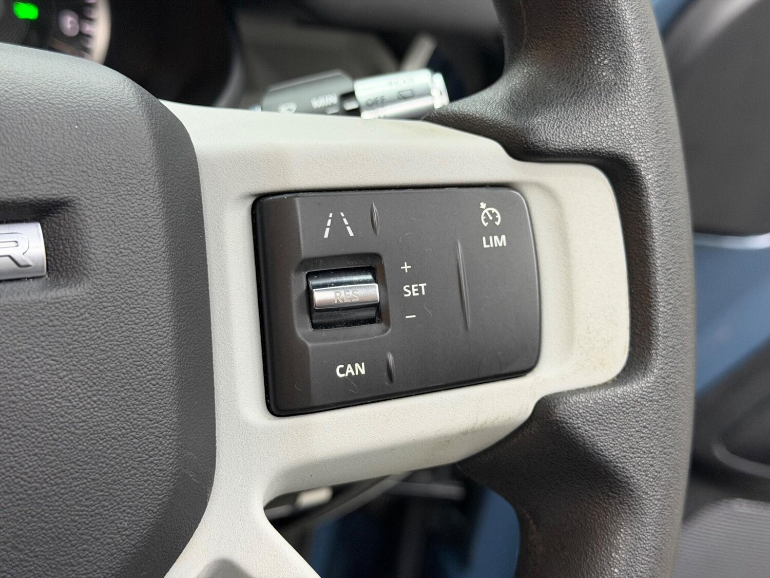 Used Land Rover Defender 2020 for sale - 77495983: Photo 24