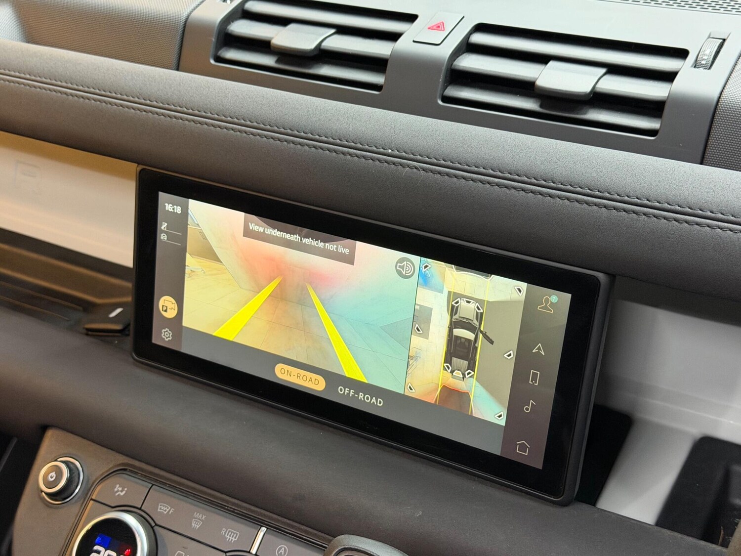 Used Land Rover Defender 2020 for sale - 77495983: Photo 33