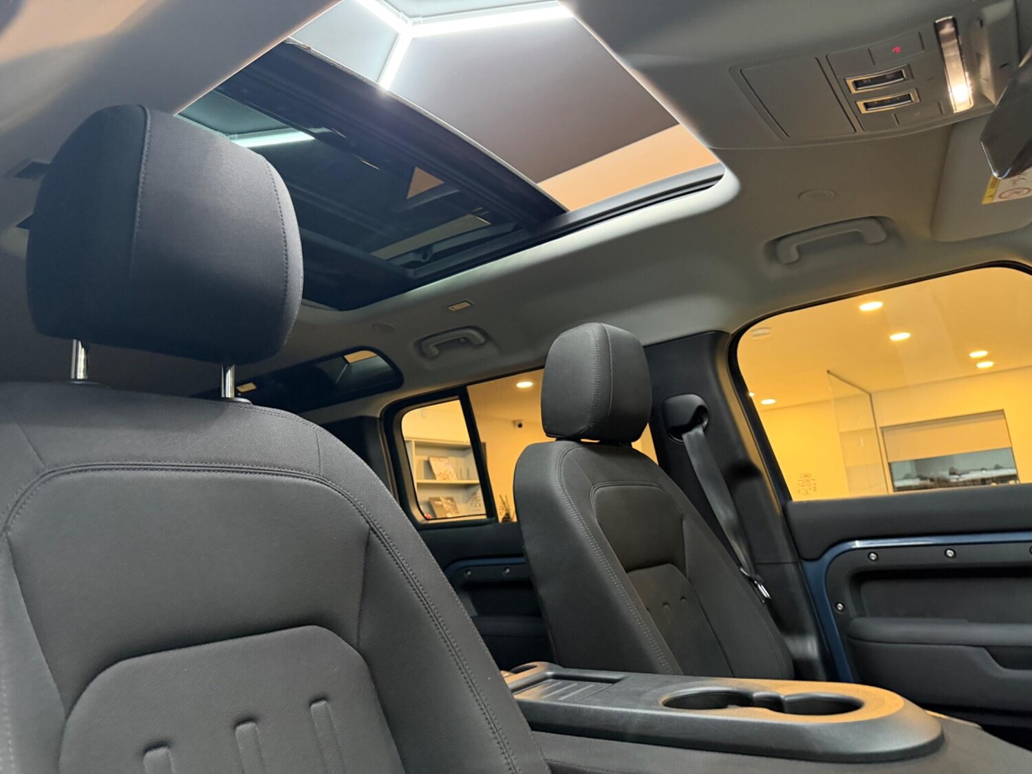 Used Land Rover Defender 2020 for sale - 77495983: Photo 52