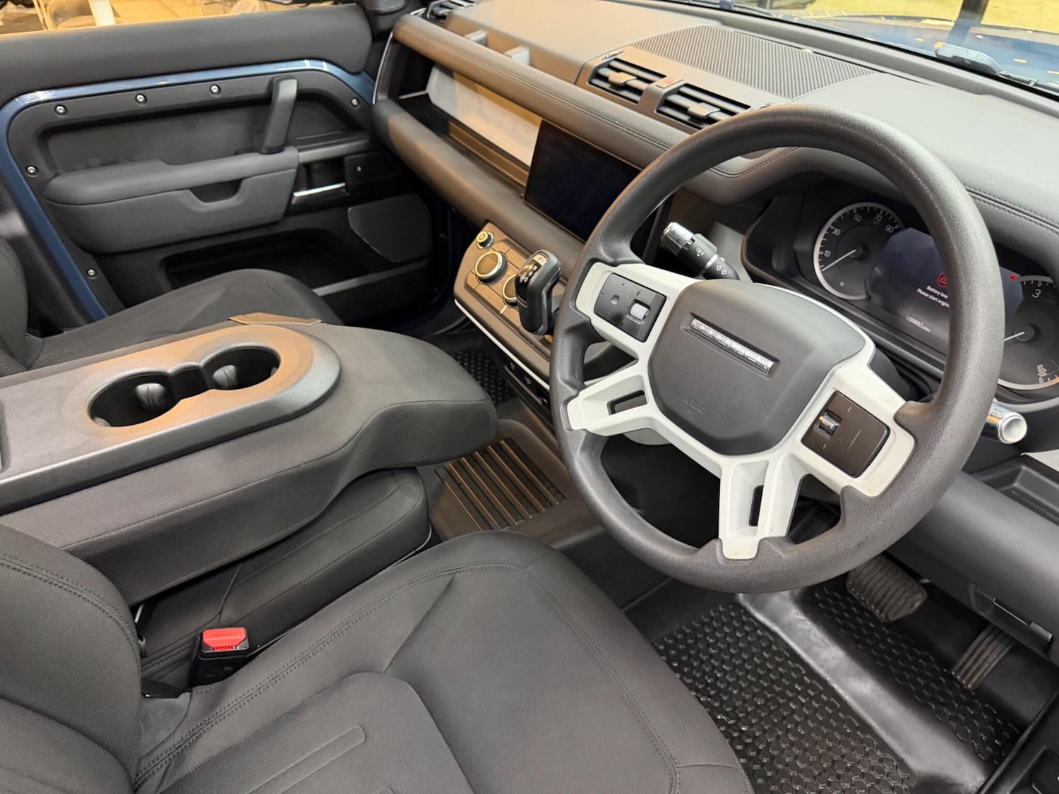 Used Land Rover Defender 2020 for sale - 77495983: Photo 7