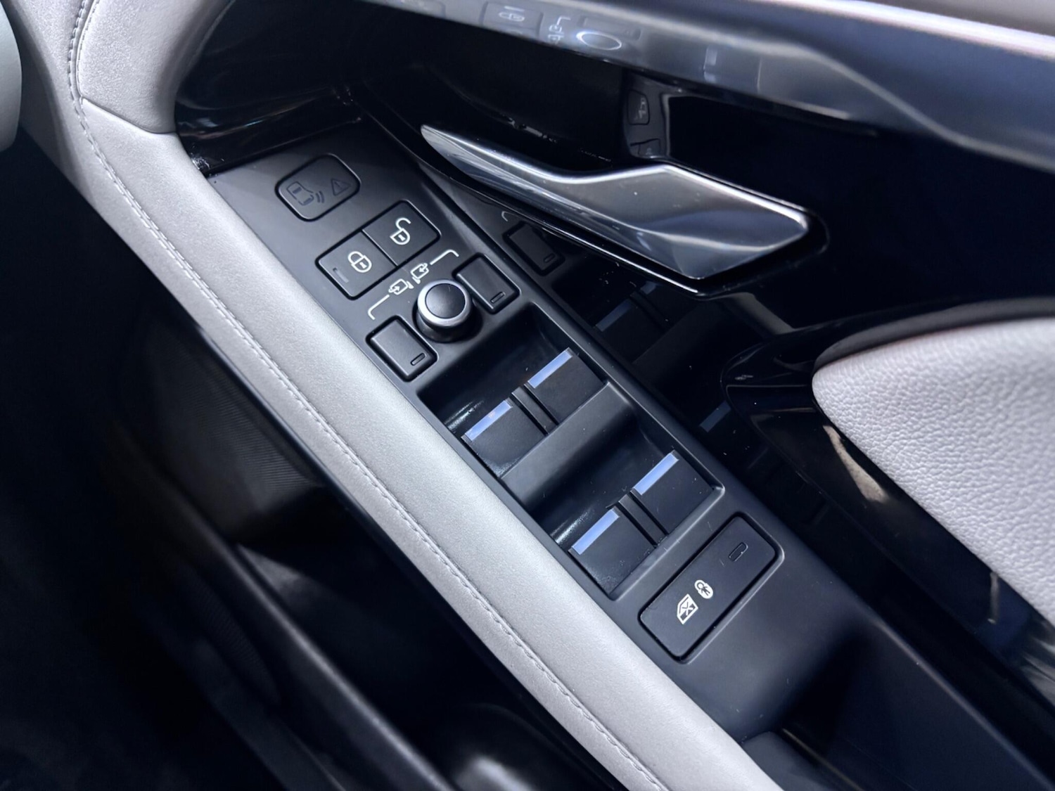 Used Land Rover Range Rover Evoque 2019 for sale - 77143626: Photo 45