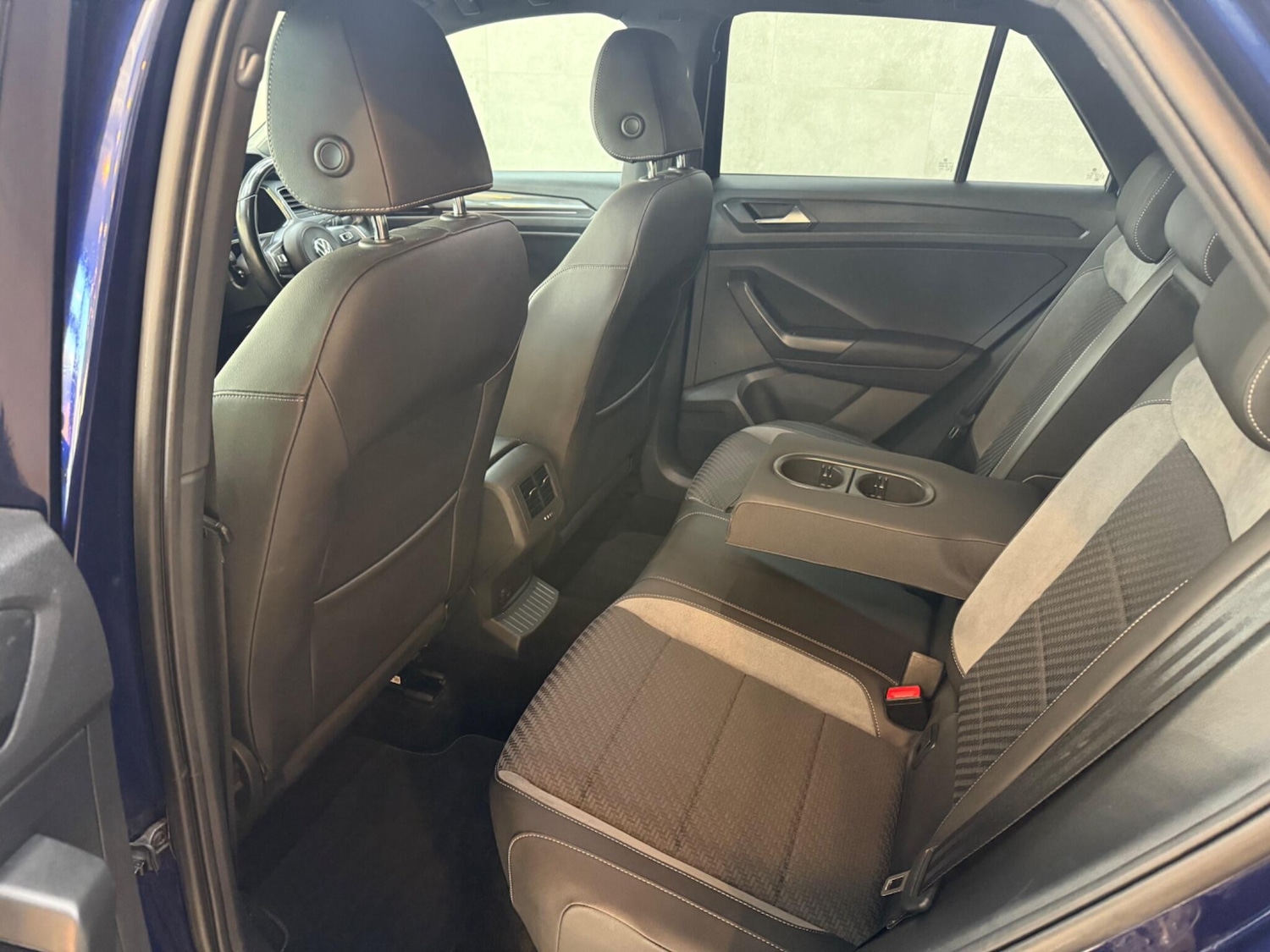 Used Volkswagen T-Roc 2020 for sale - 76360213: Photo 31
