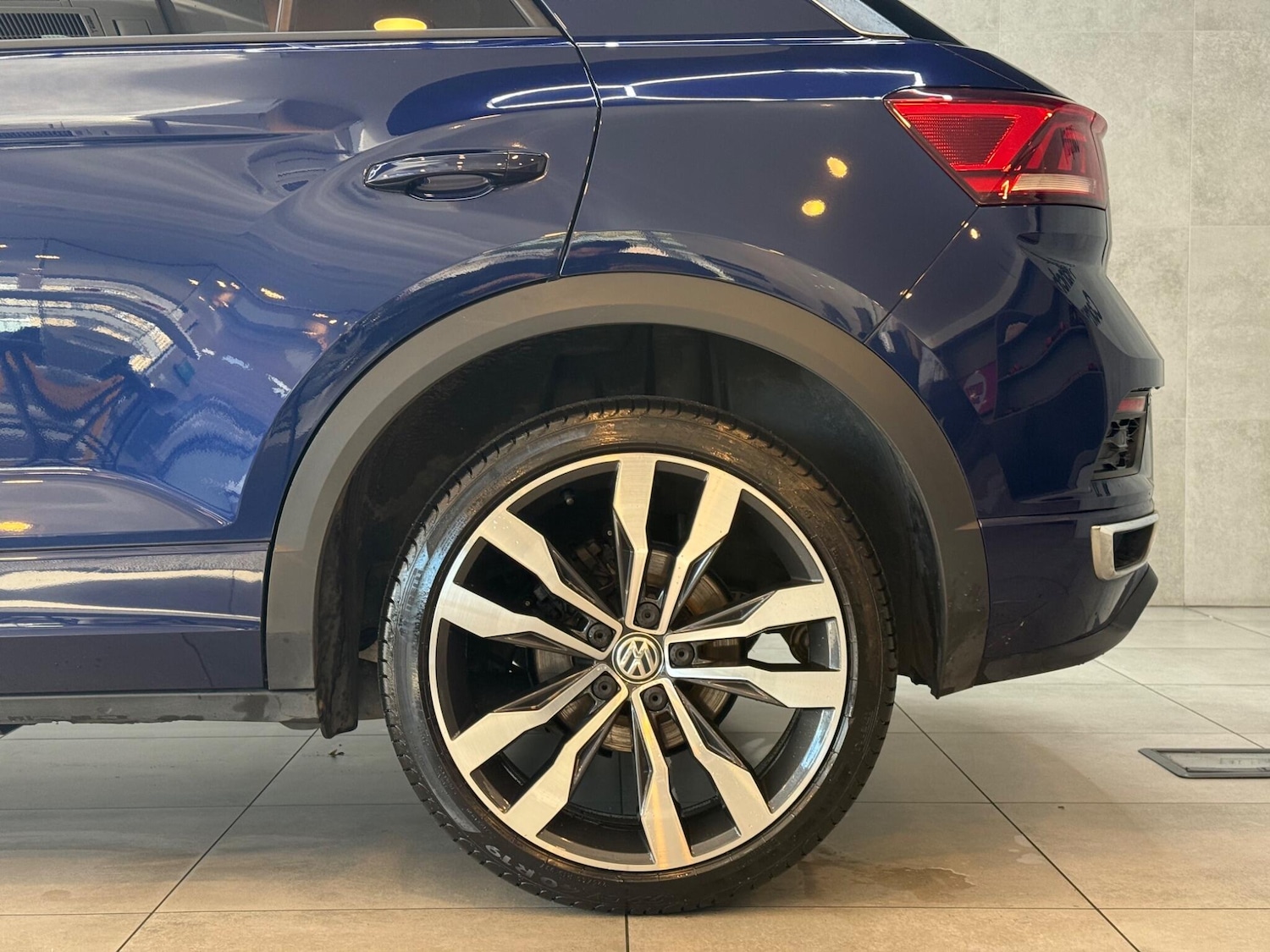 Used Volkswagen T-Roc 2020 for sale - 76360213: Photo 40